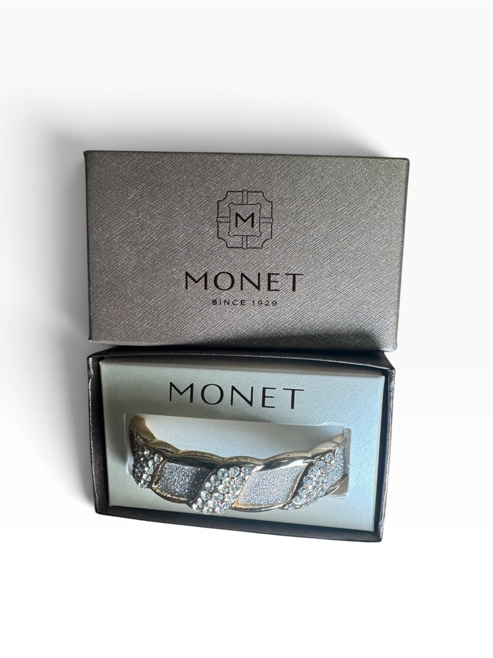 Monet Gold-Tone Bracelet NWT - Picture 3 of 4